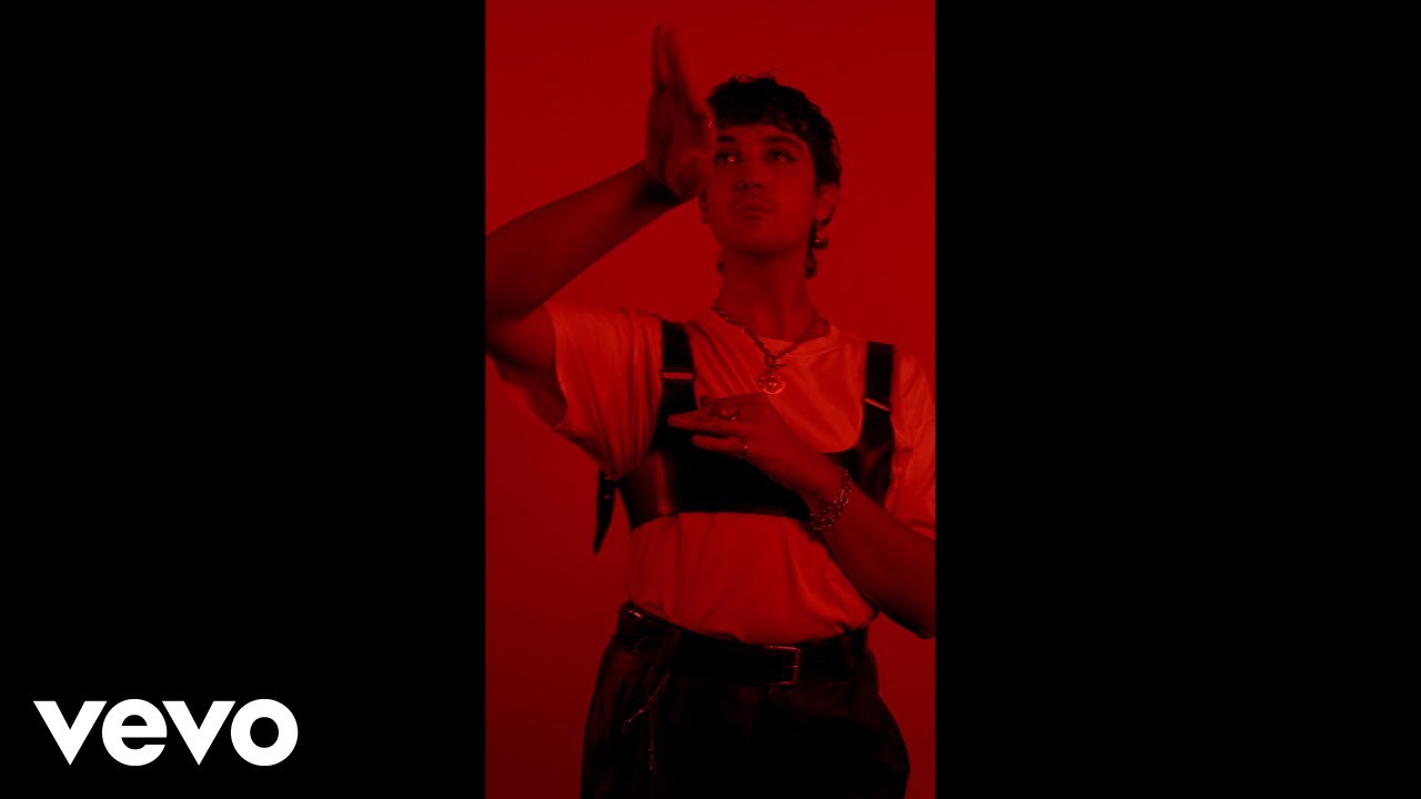 CHÉRI - Pour Te Toucher (Vertical Video)
