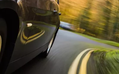 Tenere i clienti aggiornati: Segnaletica digitale automobilistica